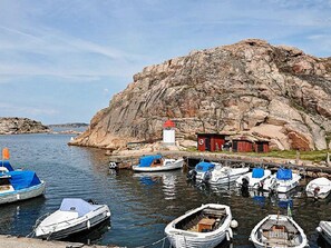 Pool - 6 Person Holiday Home in Lysekil (Lysekil)
