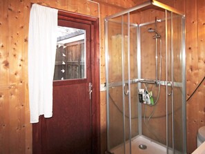 House | Bathroom - 4 Person Holiday Home in Foldereid (Nærøysund)