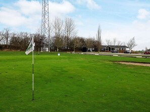Golf - 6 Person Holiday Home in Humble-by Traum (Sydlangeland)