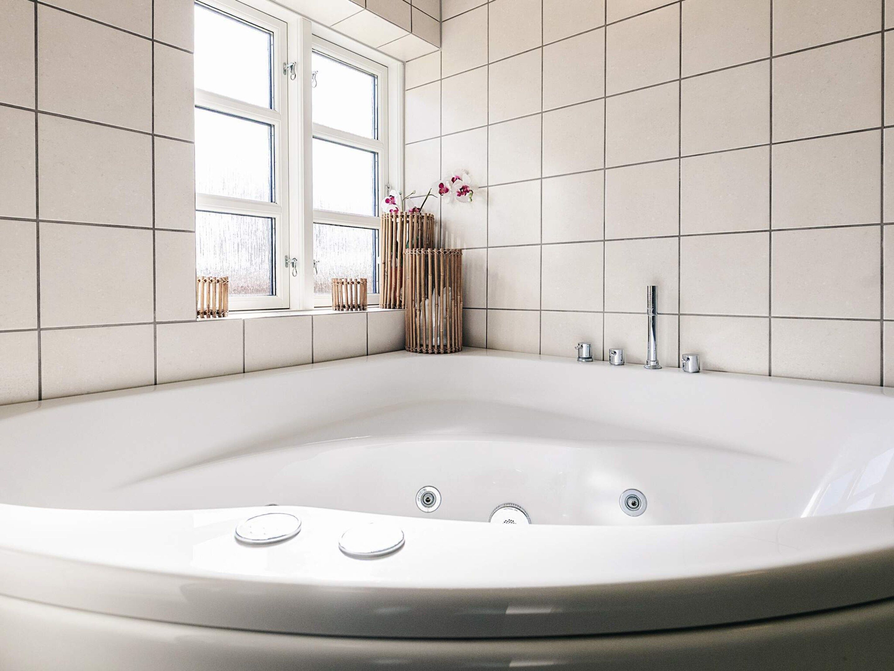 House | Spa treatment