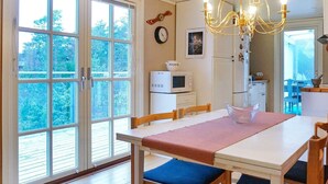 Dining - 6 Person Holiday Home in Tånumshede (Tanum)