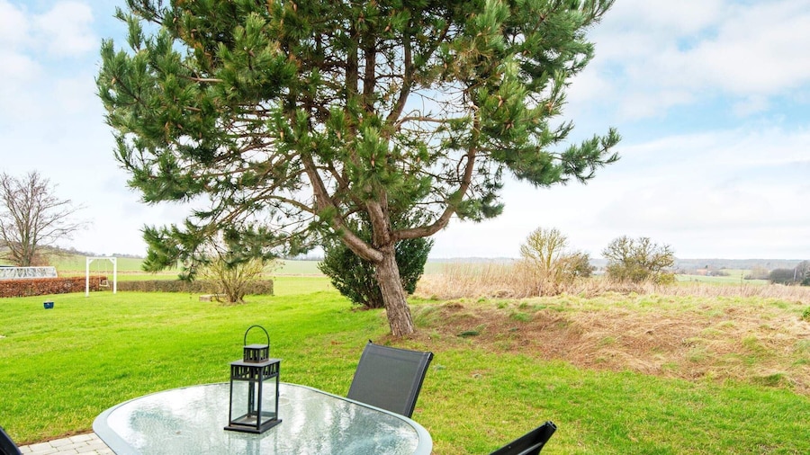 8 Person Holiday Home in Ebeltoft-by Traum