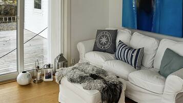 4 habitaciones y muebles diferentes