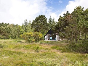 House | Pemandangan dari hartanah