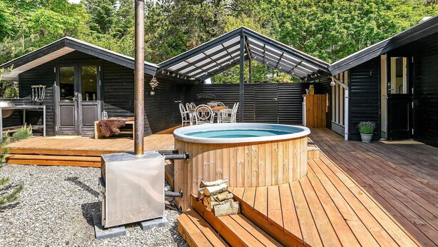 Spa - Modern Holiday Home in Hurup With Roofed Terrace (Hurup Thy)