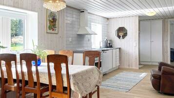 House | Dining