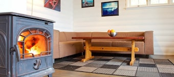 10 Person Holiday Home in Midsund