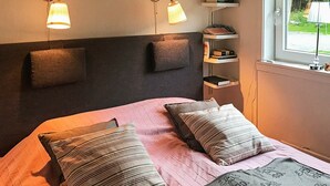 1 camera, con arredamento individuale