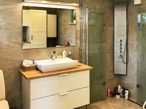 Shower - Holiday Home in Nässjö (Nassjo)