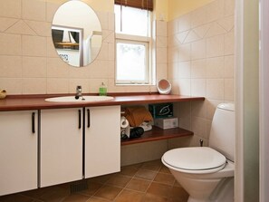 Bathroom - Secluded Holiday Home in Knebel With Stereo Unit (Knebel)