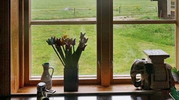 2 bedrooms, individually furnished