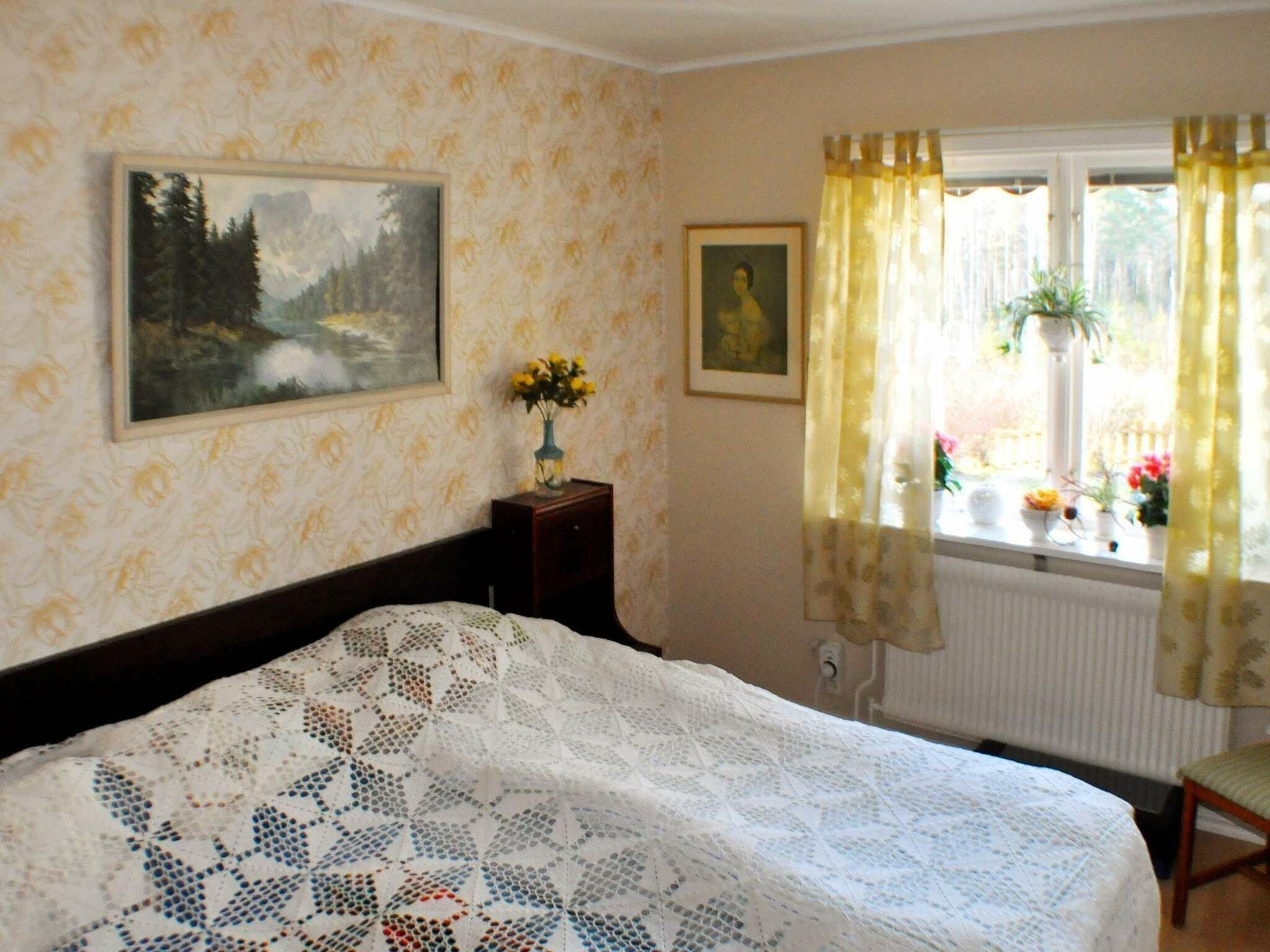 2 habitaciones, muebles diferentes y ropa de cama 