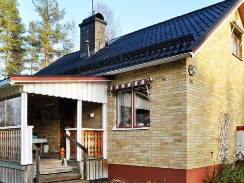 6 Person Holiday Home in Holjes