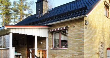 6 Person Holiday Home in Holjes
