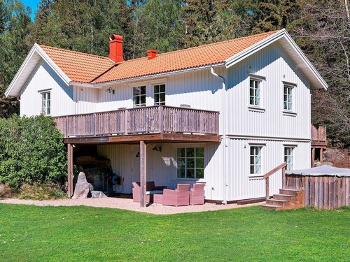 10 Person Holiday Home in Uddevalla
