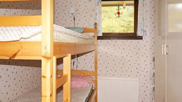 2 bedrooms, individually furnished