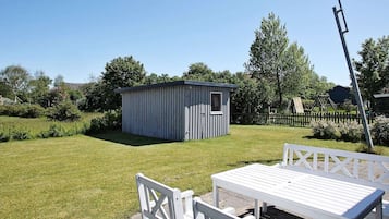 House | Outdoor dining