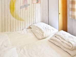 3 Schlafzimmer, Babybetten