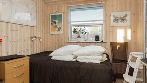 2 Schlafzimmer, Babybetten