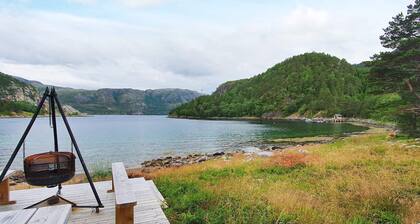 8 Person Holiday Home in Sundlandet