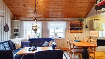 House | Dining