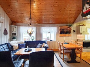 House | Dining