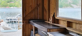 8 Person Holiday Home in Sundlandet