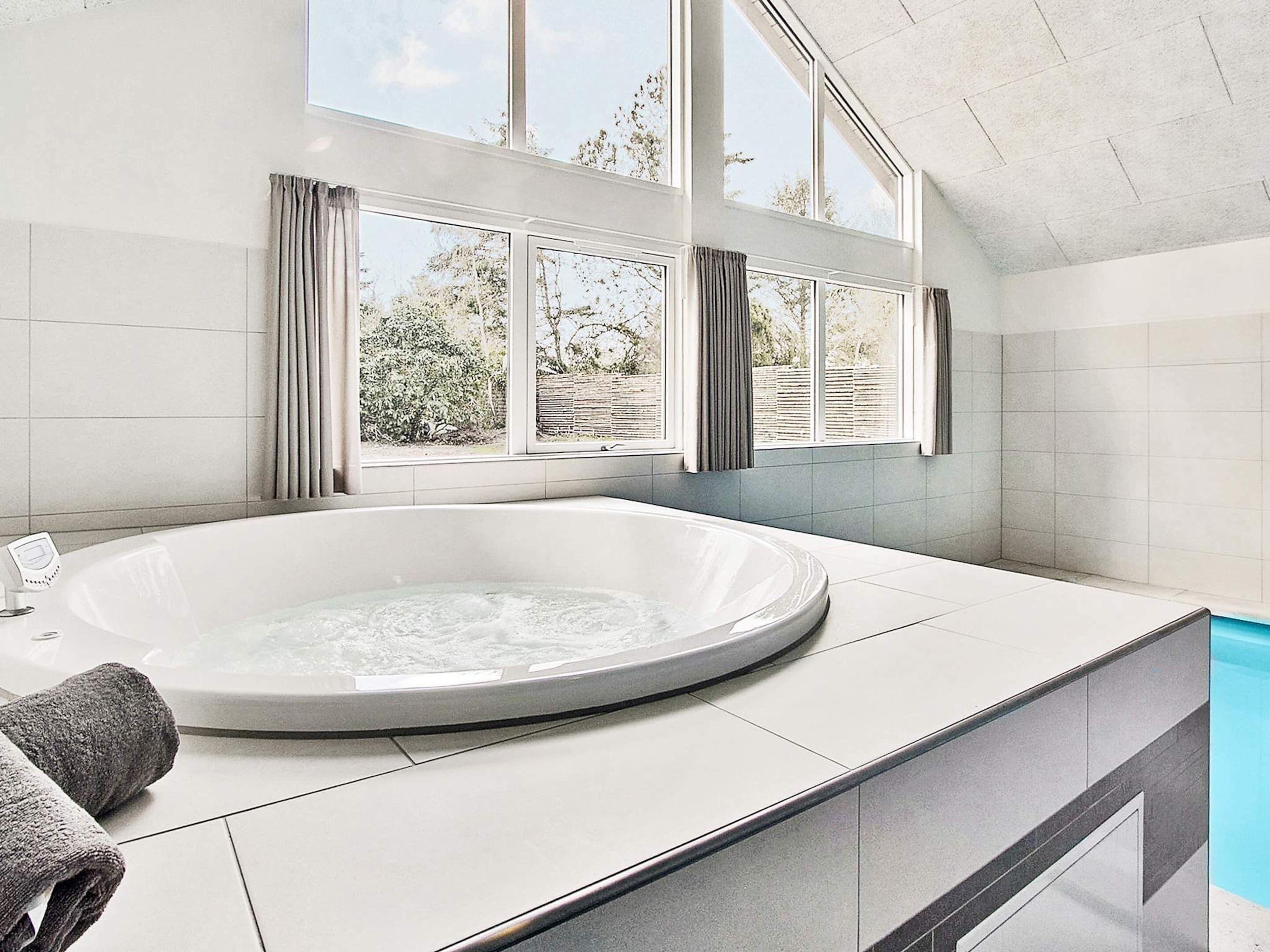 House | Spa treatment