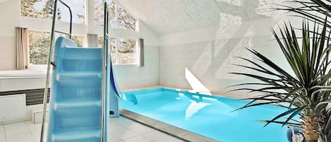 Hus | Pool | Indendørs pool, udendørs pool