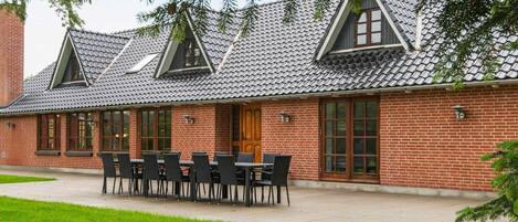 House | Exterior