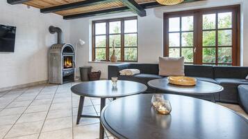 House | Dining