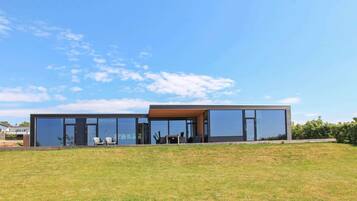 House | Bahagian luar