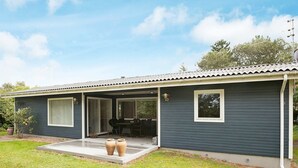 Exterior - Pleasant Holiday Home in Korsør With Terrace (Korsor)