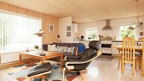 Dining - Pleasant Holiday Home in Korsør With Terrace (Korsor)