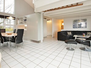 House | Dining - 10 Person Holiday Home in Ebeltoft-by Traum (Ebeltoft)