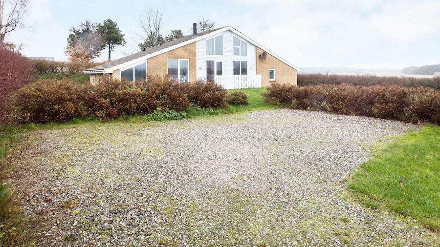 10 Person Holiday Home in Ebeltoft-by Traum