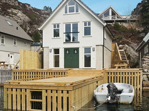 Holiday Home in Urangsvåg