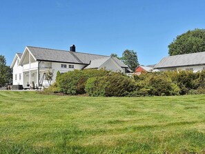 House | Exterior - Holiday Home in Tornes I Romsdal (Hustadvika)