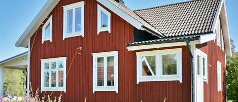 House | Exterior