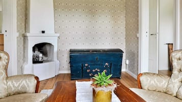 House | Interior