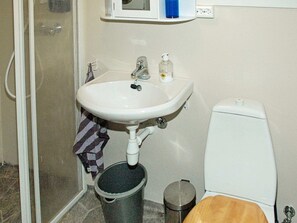 Bathroom - Holiday Home in Vevang (Hustadvika)