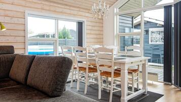 House | Dining