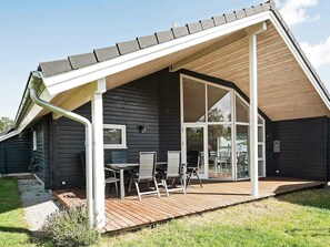 House | Bahagian luar