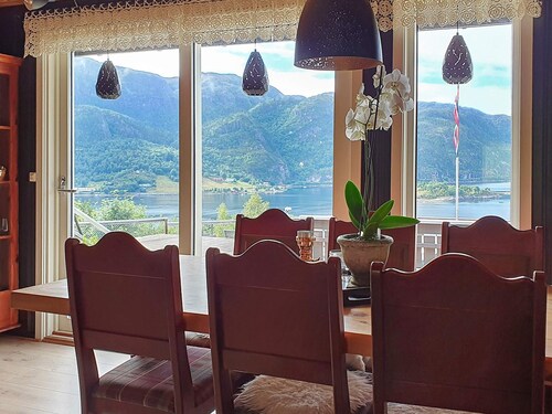 8 Person Holiday Home in Sundlandet