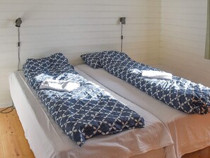 Rumah | 3 kamar tidur dan dilengkapi dengan perabotan berbeda-beda