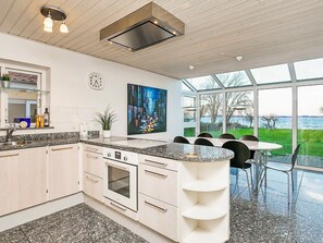 Ferienhaus | Eigene Küche | Kühlschrank, Mikrowelle, Geschirrspüler