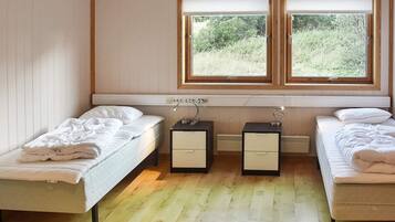 6 bedrooms, individually furnished