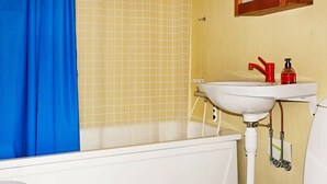 Unclassified image, 4 of 11, button - 4 Person Holiday Home in Tingsryd (Tingsryd)