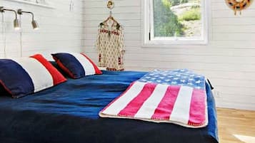 2 bedrooms, individually furnished, bed sheets