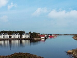 Exterior - Holiday Home in Averøy (Averoy)